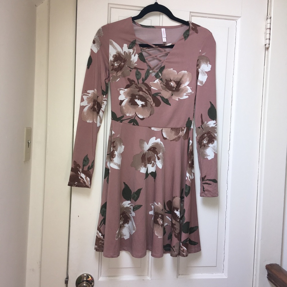 Strappy criss cross floral print dress nude mauve - Picture 2 of 7